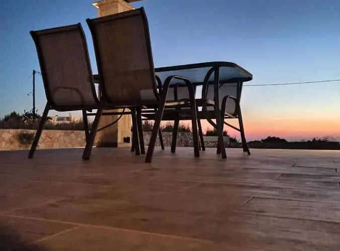 Tramonto וילה קרי